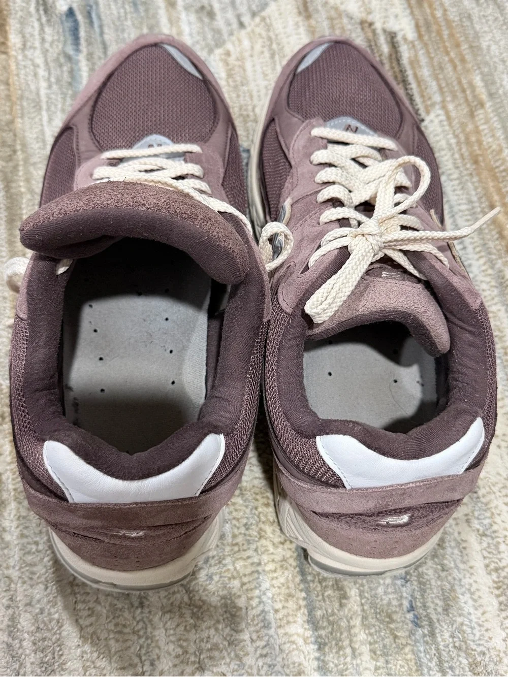 New Balance Mauve Suede and Mesh Sneakers with Cream Laces